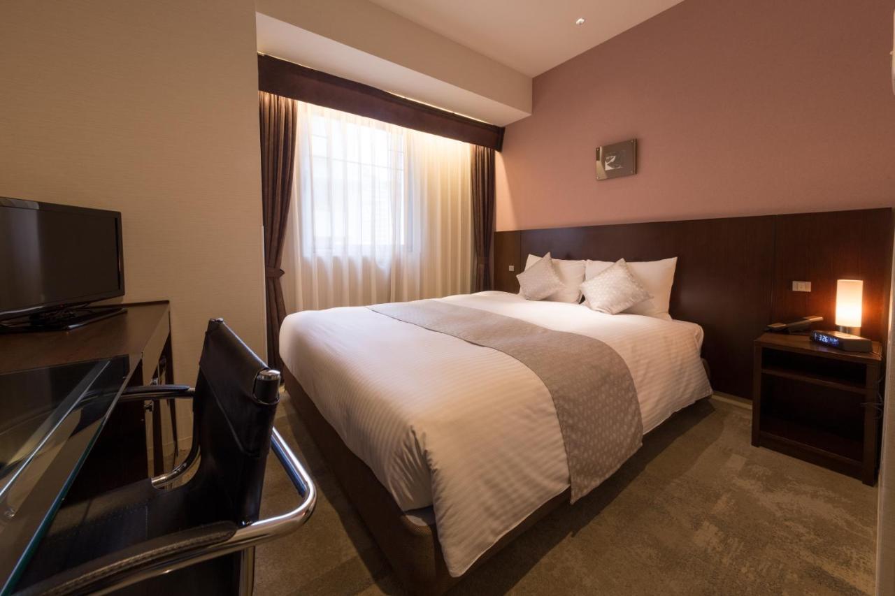 Tenjin Place Hotel